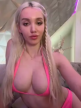 Snapshot of Lana-Grey chatting on 02-08-26, 11:08 Lana-Grey online show from 02-08-26, 11:08