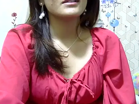 Snapshot of maira_33 chatting on 01-18-26, 05:55 maira 33 online show from 01-18-26, 05:55