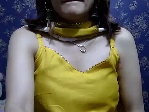 Snapshot of maira_33 chatting on 02-14-26, 02:36 maira 33 online show from 02-14-26, 02:36