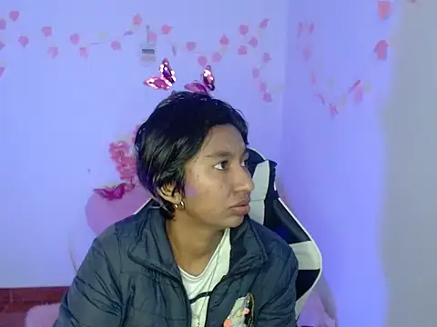 Snapshot of Samanta_777 chatting on 11-10-25, 03:49 Samanta 777 online show from 11-10-25, 03:49