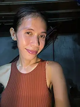 bellaUtops online show from 04-18-26, 07:40