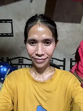 bellaUtops online show from 04-20-26, 10:44