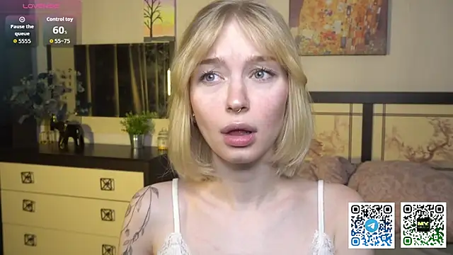 Snapshot of ShanelTunon chatting on 12-05-25, 07:10 ShanelTunon online show from 12-05-25, 07:10