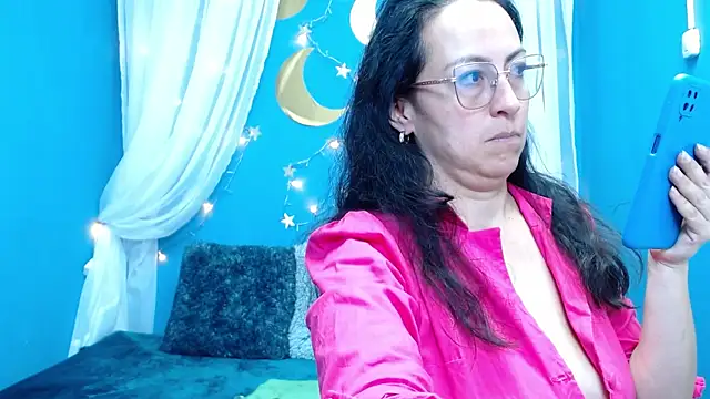 Snapshot of Lauryn_Jones chatting on 12-02-25, 03:18 Lauryn Jones online show from 12-02-25, 03:18