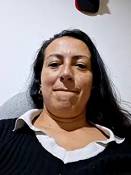 Lauryn Jones online show from 06-01-26, 01:29