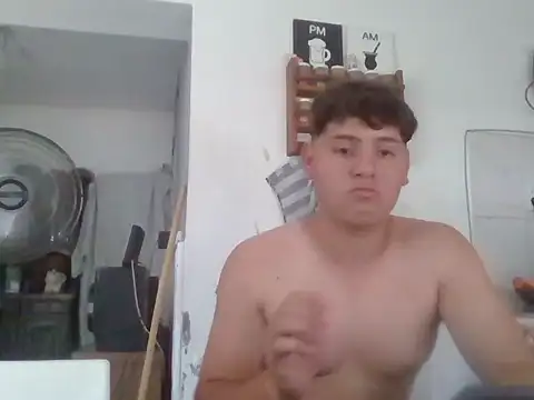 Myboy0020 online show from 01-12-26, 02:44