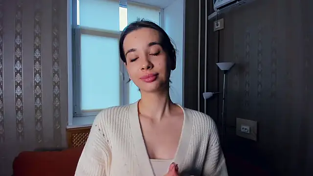 JacalynSchreiber online show from 11-09-25, 08:45