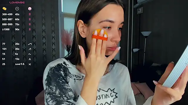 JacalynSchreiber online show from 12-02-25, 09:14