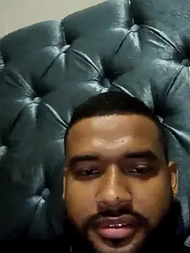 William1234-56 online show from 04-19-26, 07:49