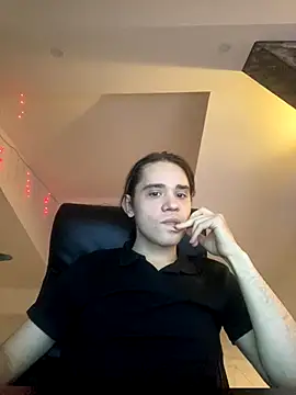 RemiVar online show from 12-13-25, 09:09