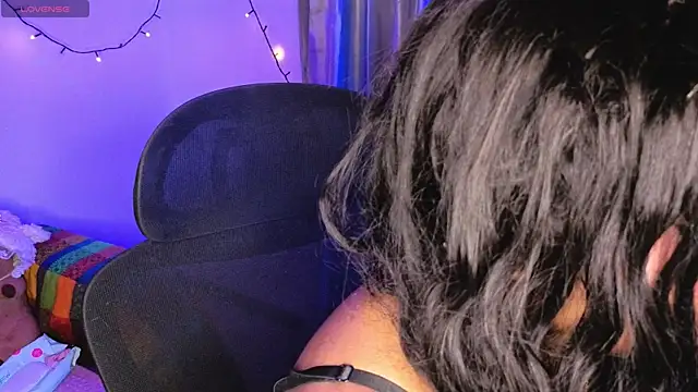 Snapshot of isUzumaki chatting on 01-06-26, 06:50 isUzumaki online show from 01-06-26, 06:50