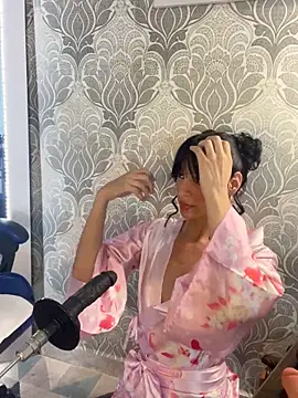 Snapshot of _Kylei_7 chatting on 11-02-25, 02:36 Kylei 7 online show from 11-02-25, 02:36