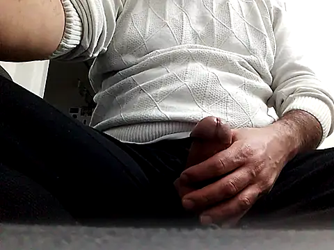 Snapshot of saban_akdogan chatting on 12-04-25, 12:53 saban akdogan online show from 12-04-25, 12:53