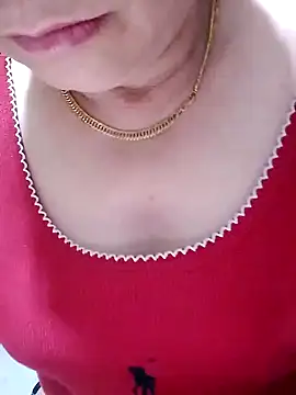 small-house123 online show from 11-23-25, 08:47