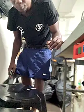 Snapshot of Ndodemnyama@xh chatting on 01-07-26, 07:33 Ndodemnyamaxh online show from 01-07-26, 07:33