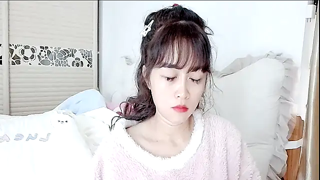 Snapshot of lookbyby chatting on 01-13-26, 01:22 lookbyby online show from 01-13-26, 01:22