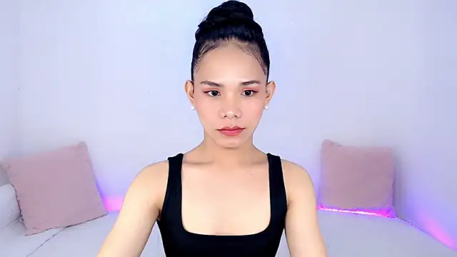 Snapshot of ursexydelancy_ chatting on 12-03-25, 05:44 ursexydelancy online show from 12-03-25, 05:44