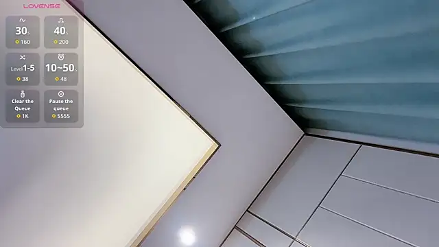 Snapshot of BvBver chatting on 11-06-25, 12:39 BvBver online show from 11-06-25, 12:39