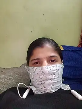 Snapshot of Hot__cute001 chatting on 11-03-25, 08:43 Hot cute001 online show from 11-03-25, 08:43