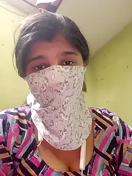 Snapshot of Hot__cute001 chatting on 11-04-25, 05:01 Hot cute001 online show from 11-04-25, 05:01