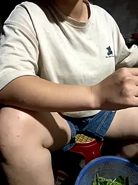 Snapshot of anhanh000 chatting on 11-06-25, 10:49 anhanh000 online show from 11-06-25, 10:49