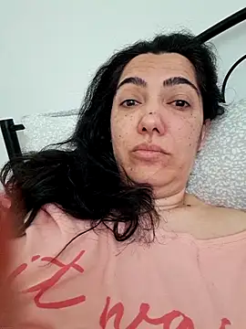 CharmingPearl online show from 04-19-26, 07:29