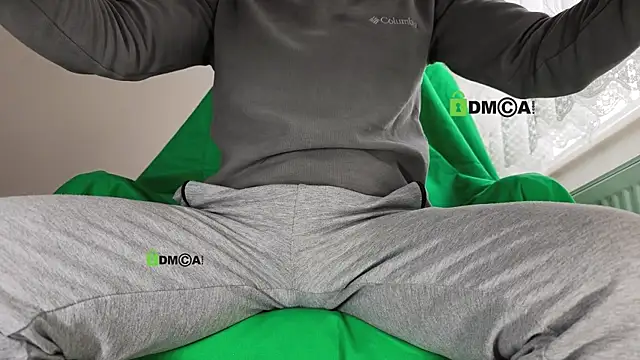 Snapshot of gizemllixxx chatting on 01-19-26, 10:52 gizemllixxx online show from 01-19-26, 10:52