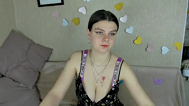 Zorianaa online show from 04-18-26, 08:53