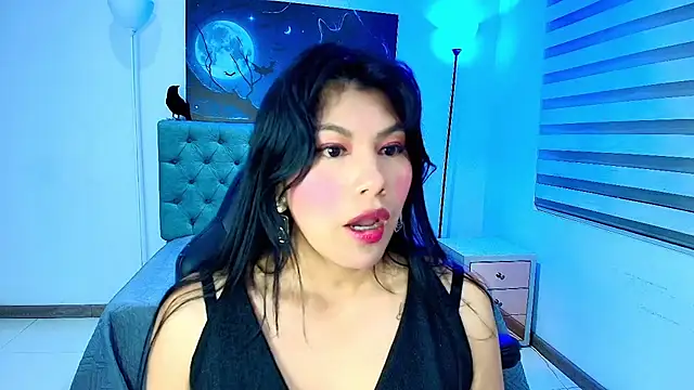 Snapshot of EsmeraldaChantre chatting on 11-11-25, 11:32 EsmeraldaChantre online show from 11-11-25, 11:32