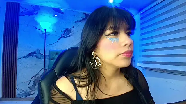 Snapshot of EsmeraldaChantre chatting on 11-21-25, 11:31 EsmeraldaChantre online show from 11-21-25, 11:31