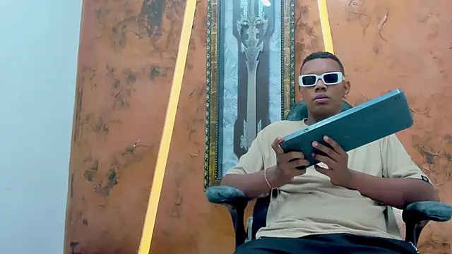 the hot boy0 online show from 11-10-25, 11:53