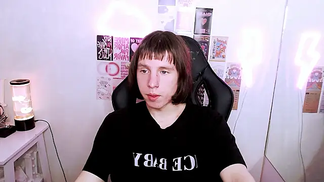 Snapshot of CutieKai_ chatting on 03-14-26, 09:31 CutieKai online show from 03-14-26, 09:31