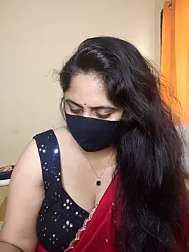 Snapshot of mouni499 chatting on 06-21-26, 10:51 mouni499 online show from 06-21-26, 10:51