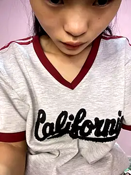 lung-linh online show from 12-15-25, 03:00