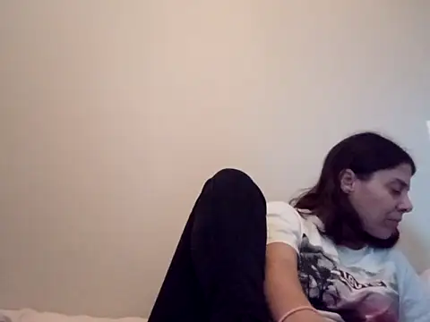 Snapshot of hotnathy69 chatting on 12-15-25, 08:18 hotnathy69 online show from 12-15-25, 08:18