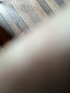 Snapshot of ruiviinhaah chatting on 02-28-26, 05:36 ruiviinhaah online show from 02-28-26, 05:36