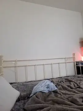 rebebia13 online show from 11-22-25, 12:15