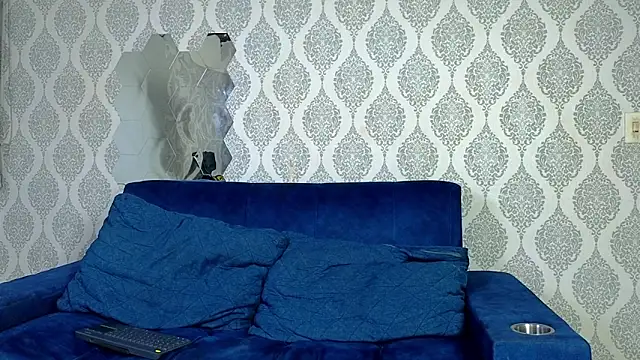 Snapshot of Boy_savoy chatting on 11-24-25, 07:19 Boy savoy online show from 11-24-25, 07:19