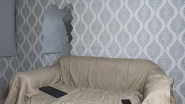 Snapshot of Boy_savoy chatting on 12-04-25, 07:28 Boy savoy online show from 12-04-25, 07:28