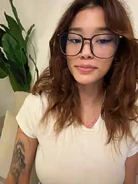 Snapshot of bergmanamii chatting on 07-20-26, 12:25 bergmanamii online show from 07-20-26, 12:25