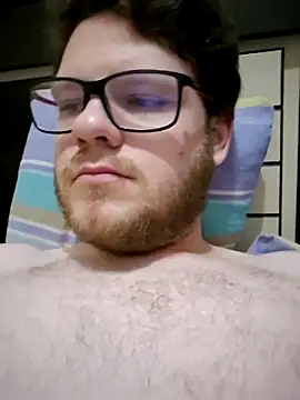 Snapshot of Purple_Mario chatting on 11-19-25, 02:55 Purple Mario online show from 11-19-25, 02:55