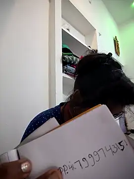 Simmy hot online show from 12-17-25, 04:35