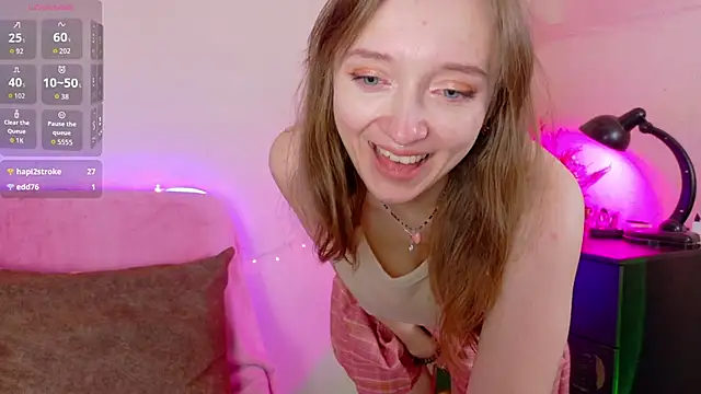 TinyMuse  online show from 12-15-25, 03:49