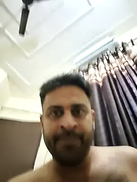 Snapshot of ITZ_GURU chatting on 11-18-25, 08:08 ITZ GURU online show from 11-18-25, 08:08