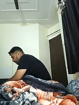 Snapshot of ITZ_GURU chatting on 11-19-25, 08:14 ITZ GURU online show from 11-19-25, 08:14