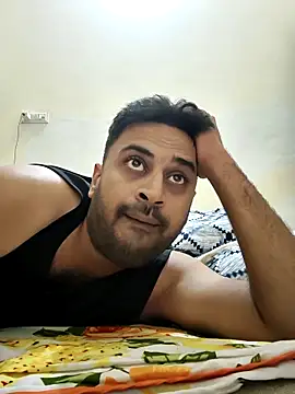 Snapshot of ITZ_GURU chatting on 11-19-25, 08:31 ITZ GURU online show from 11-19-25, 08:31