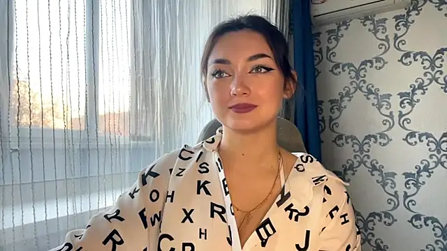 TwotyBright online show from 11-18-25, 08:08