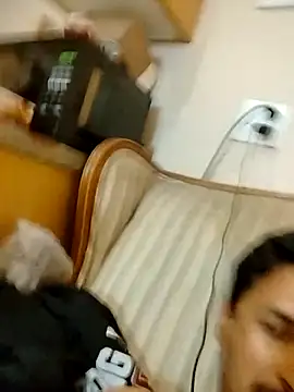 m8je online show from 11-14-25, 04:28