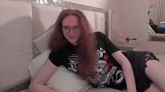 Snapshot of Mark_Glover chatting on 11-13-25, 10:25 Mark Glover online show from 11-13-25, 10:25