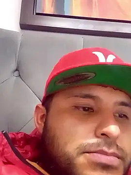 Snapshot of KARNEs24666 chatting on 01-14-26, 04:18 KARNEs24666 online show from 01-14-26, 04:18